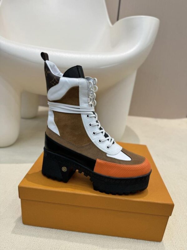 Boots 6088-2464 - Image 3