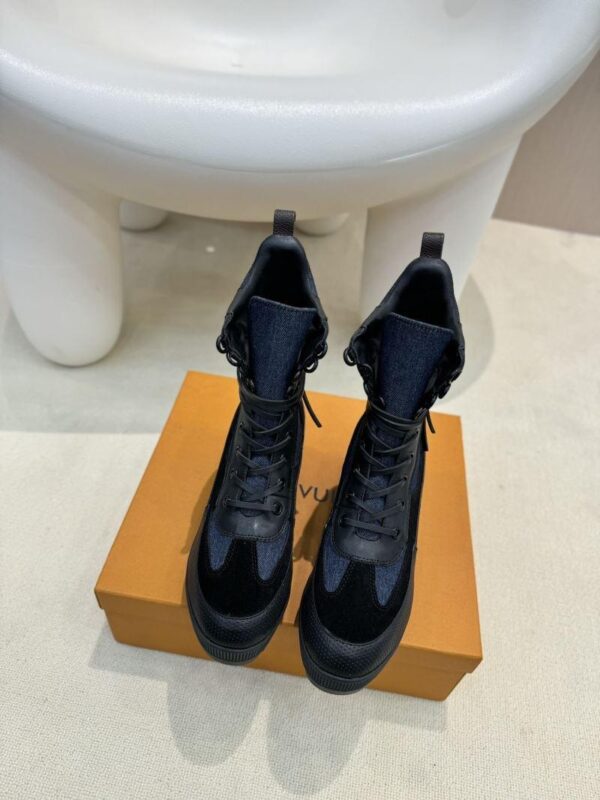 Boots 6088-2463 - Image 2