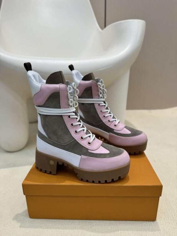 Boots 6088-2462