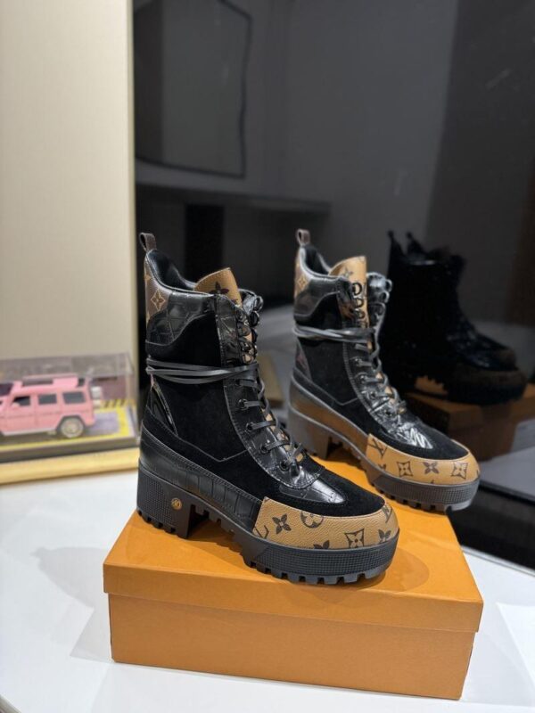 Boots 6088-2460