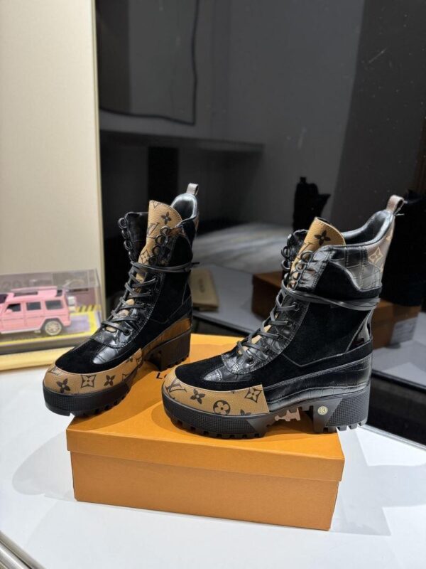 Boots 6088-2460 - Image 4