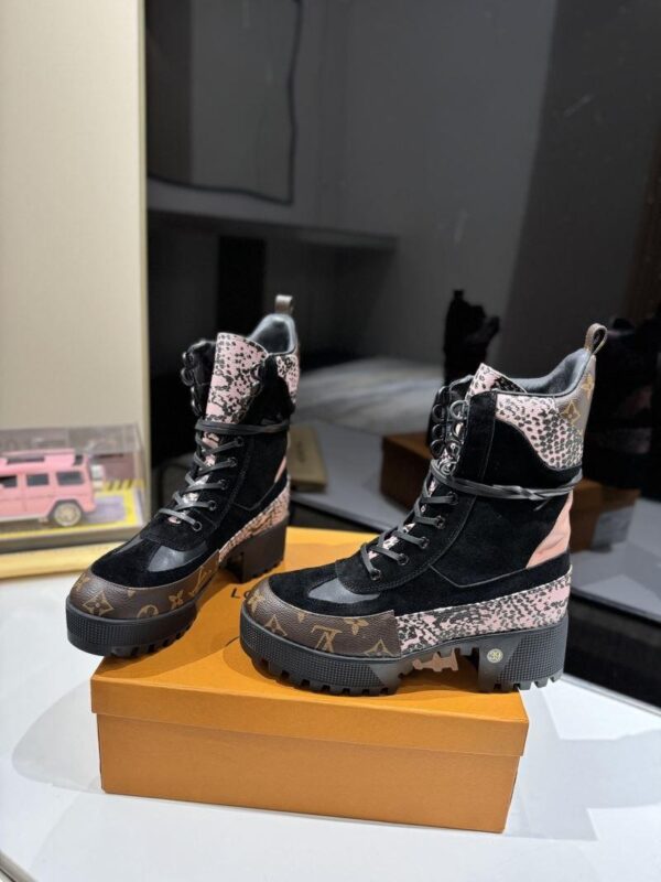 Boots 6088-2458 - Image 3