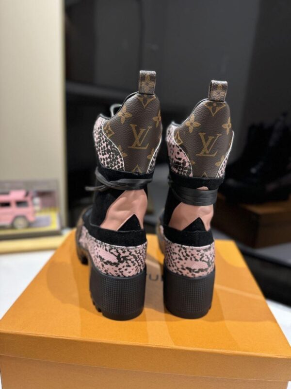 Boots 6088-2458 - Image 6