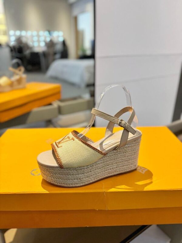 Sandals 6047-2861