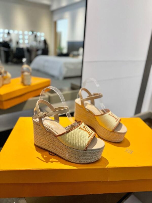 Sandals 6047-2861 - Image 2