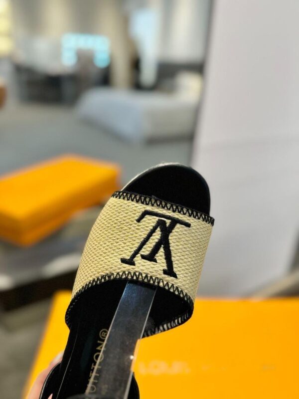 Sandals 6047-2859 - Image 9