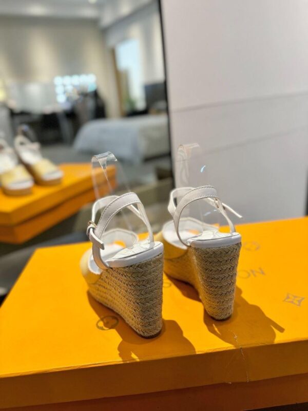 Sandals 6047-2857 - Image 6