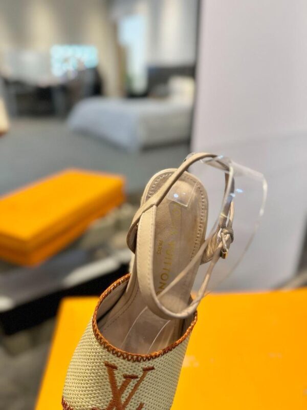 Sandals 6047-2856 - Image 7