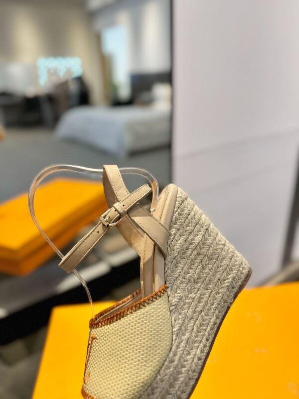 Sandals 6047-2856 - Image 8