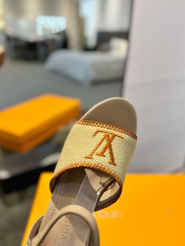 Sandals 6047-2856 - Image 9