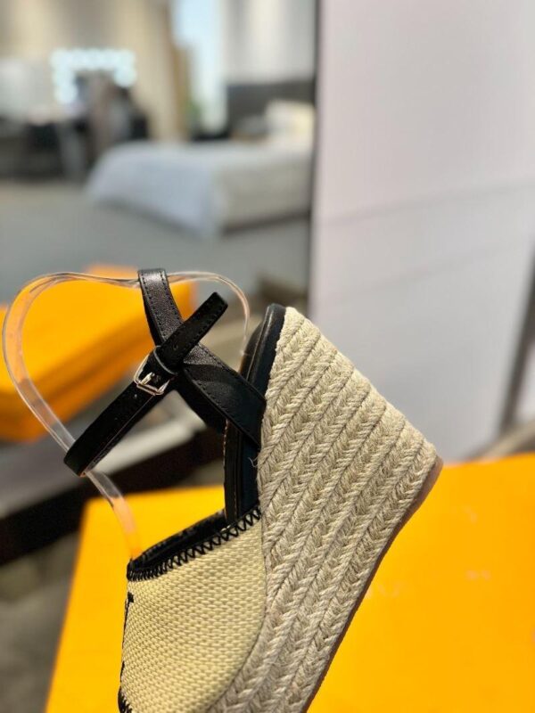 Sandals 6047-2854 - Image 7