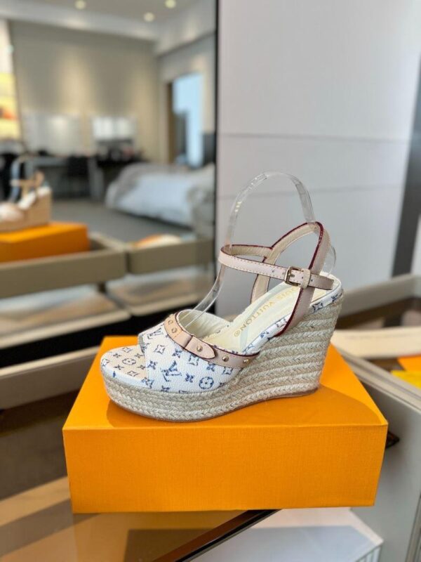 Sandals 6047-2850