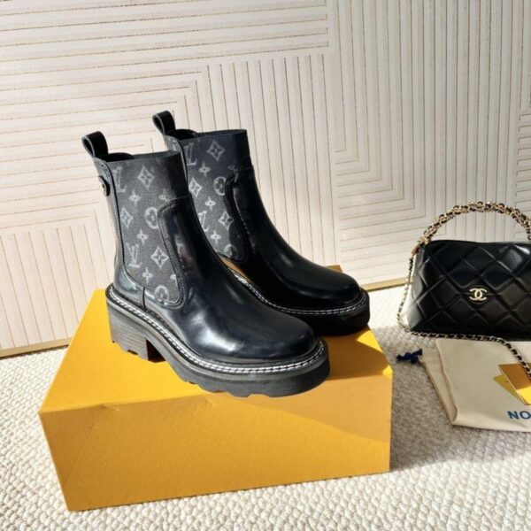 Boots 6080-2477