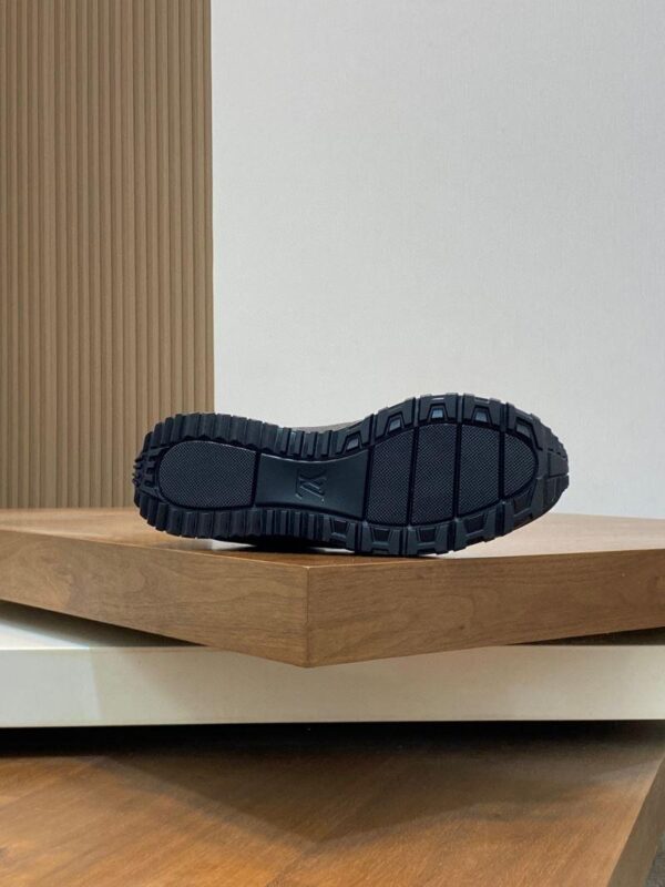 Run Away Sneaker 6038-2349 - Image 9