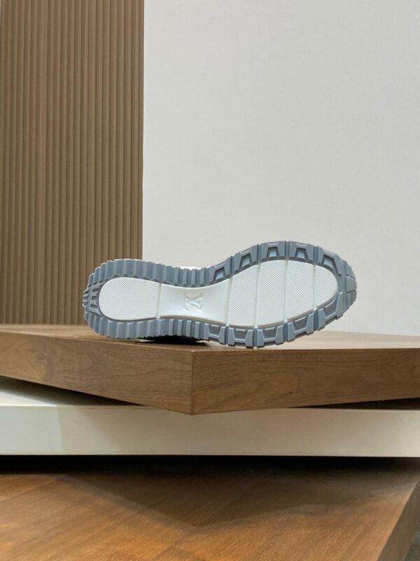 Run Away Sneaker 6038-2346 - Image 9