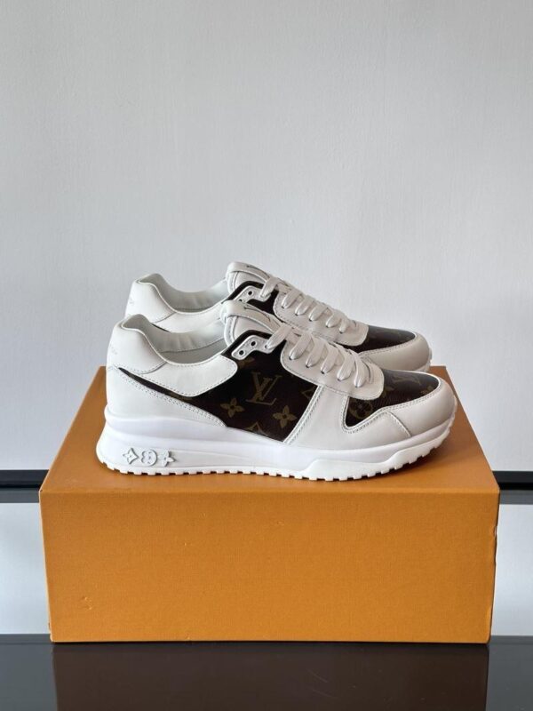 Run Away Sneaker 6038-2098