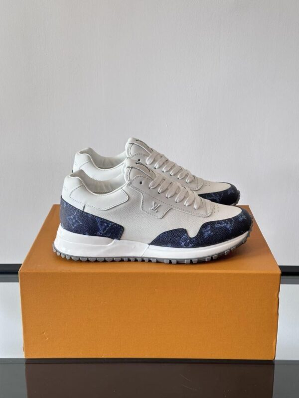 Run Away Sneaker 6038-2097