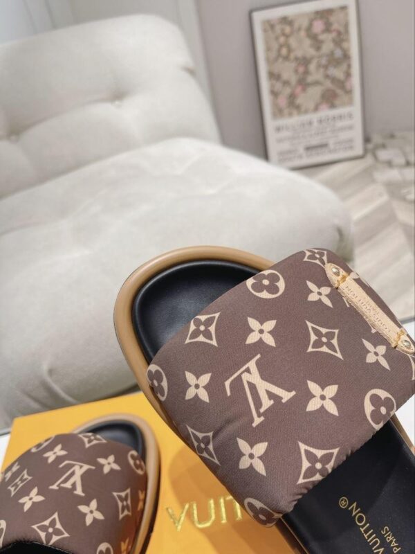 Slippers 6088-2883 - Image 2