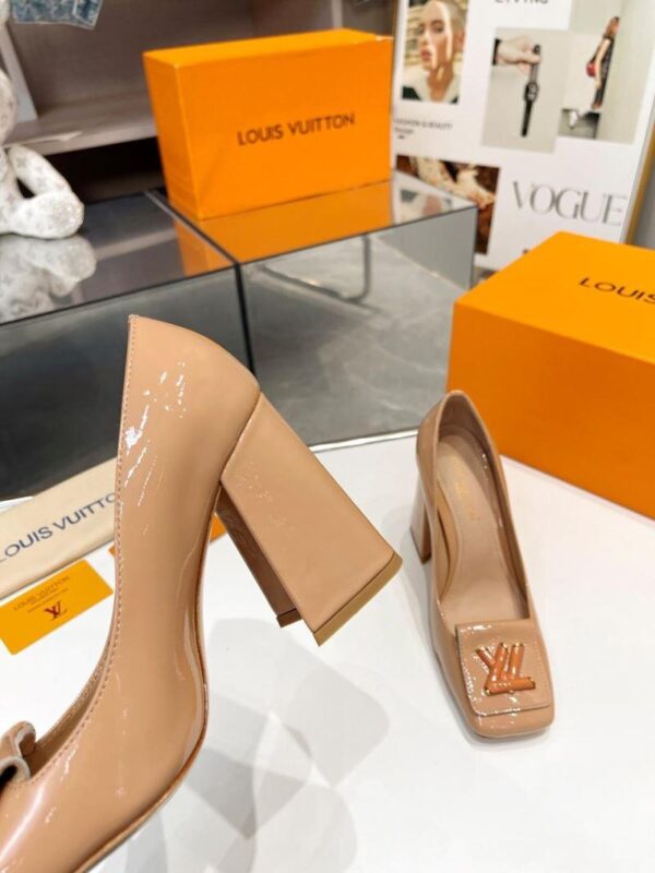 Heeled Shoes 6088-2921