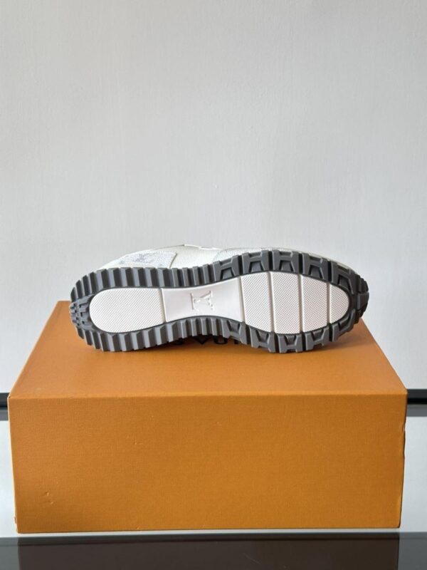 Run Away Sneaker 6038-2095 - Image 9