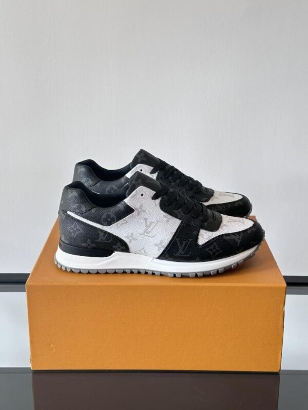Run Away Sneaker 6038-2094