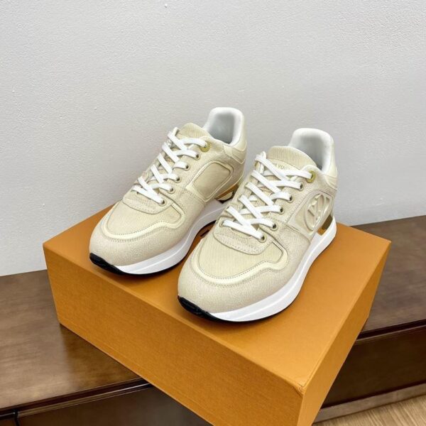 Run Away Sneaker 6045-3526