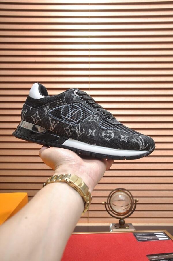 Run Away Sneaker 6038-2957