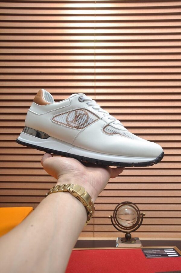Run Away Sneaker 6038-2956