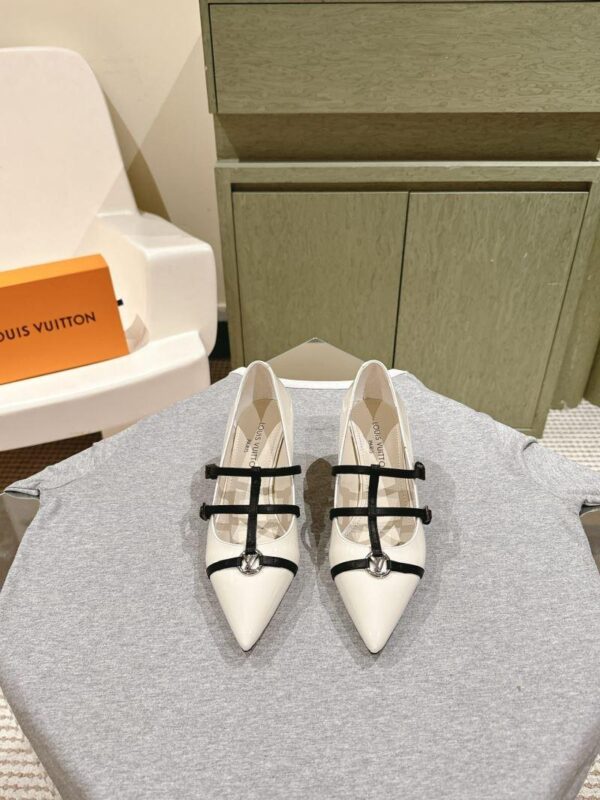 Heeled Shoes 6080-2366